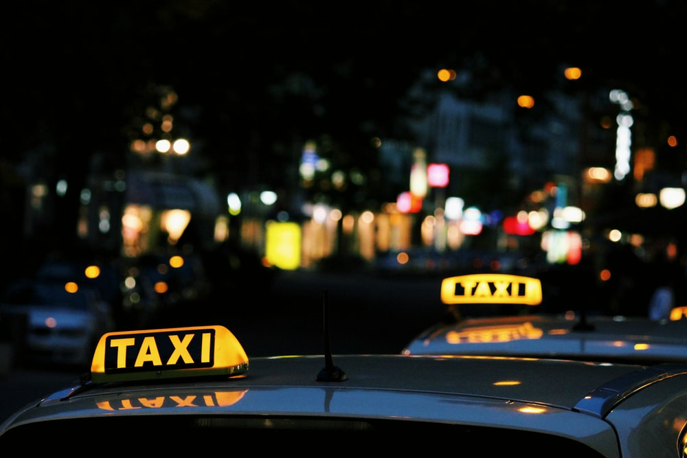 Airport taxi services