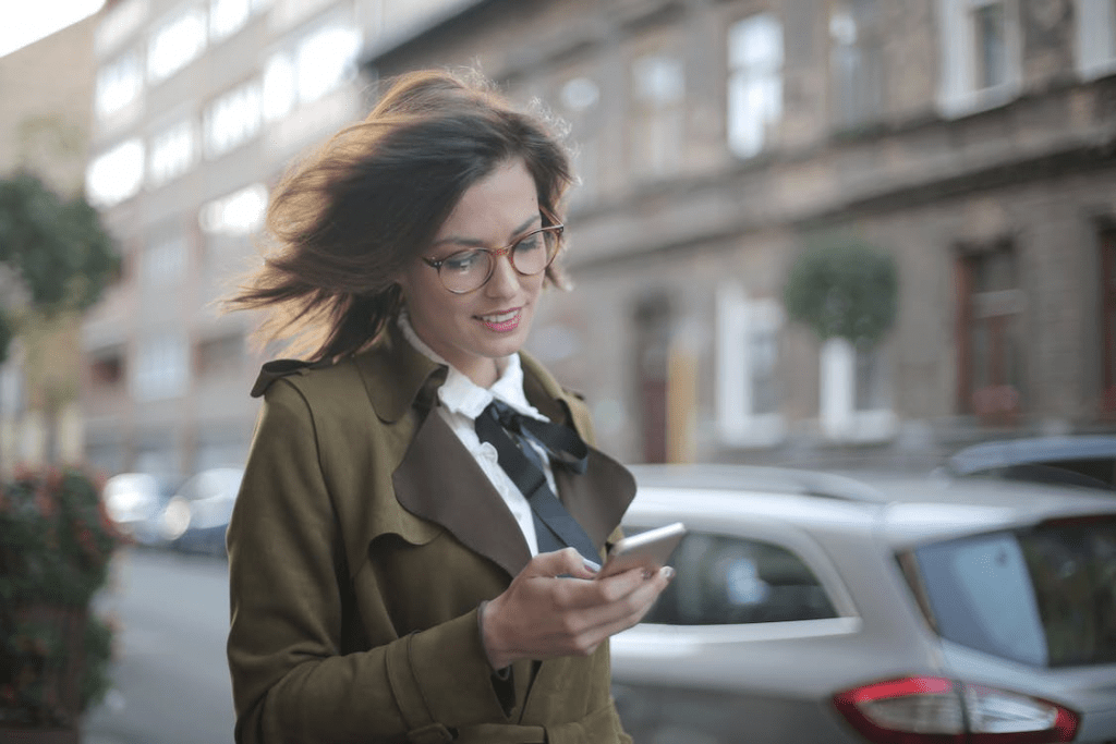 A person is booking an airport taxi