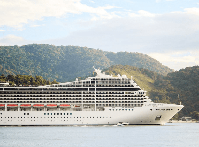 Book a Southampton cruise transfer